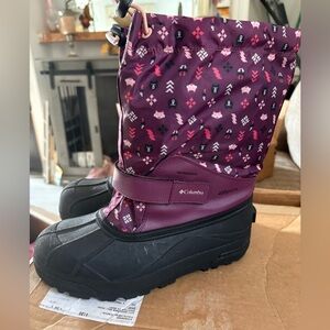 Columbia Purple & Pink Patterned Winter Boots